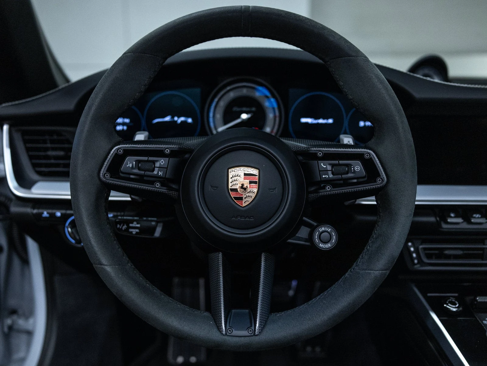 2024 Porsche 911 Turbo S Cabriolet (992.1), 6/20