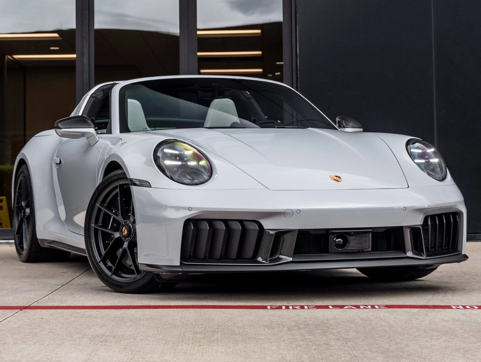 2026 Porsche 911 Targa 4 GTS (992.2), 6/20