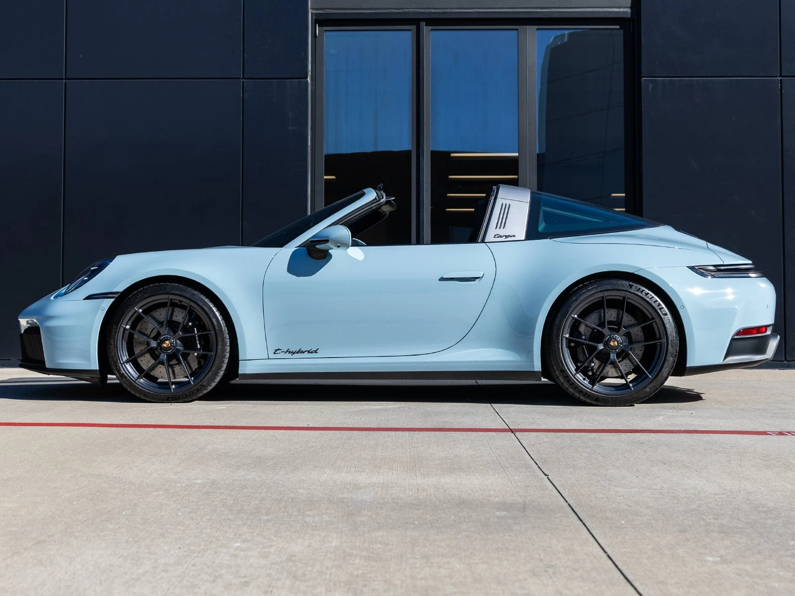 2026 Porsche 911 Targa 4 GTS (992.2), 2/20