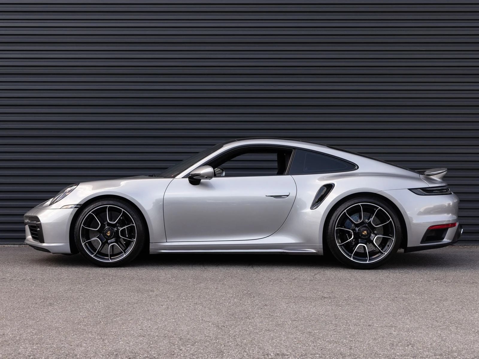 2024 Porsche 911 Turbo S (992.1), 2/20