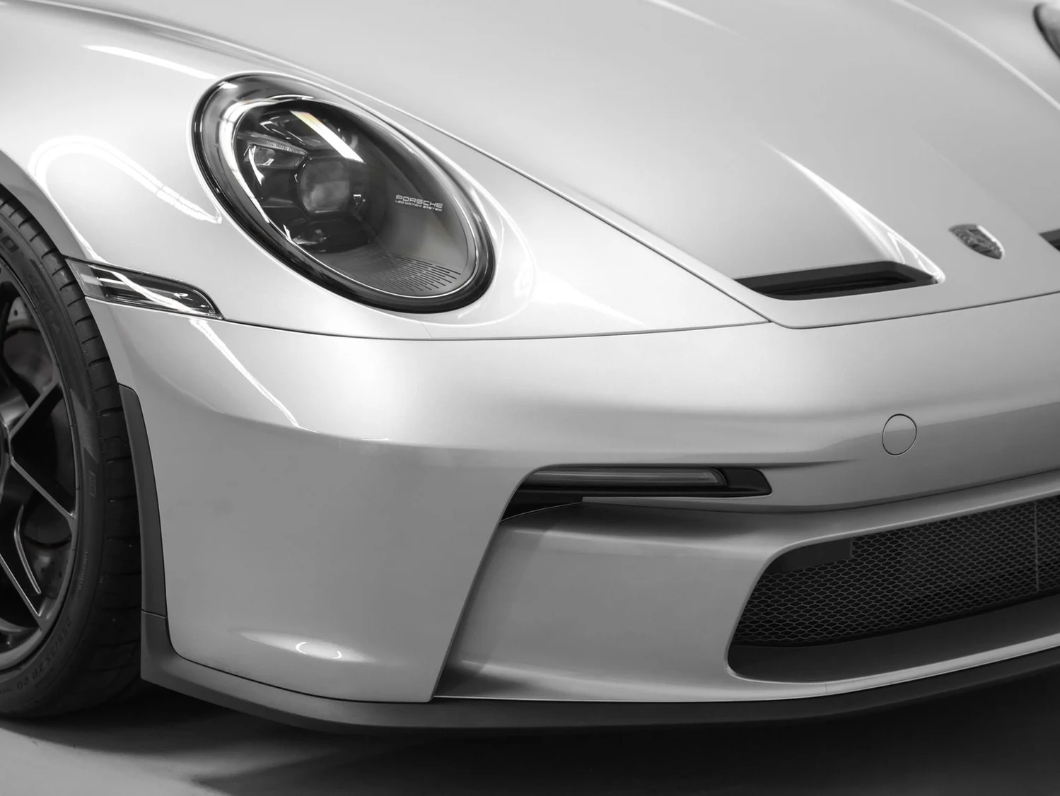2022 Porsche 911 GT3 Touring (992.1), 16/20