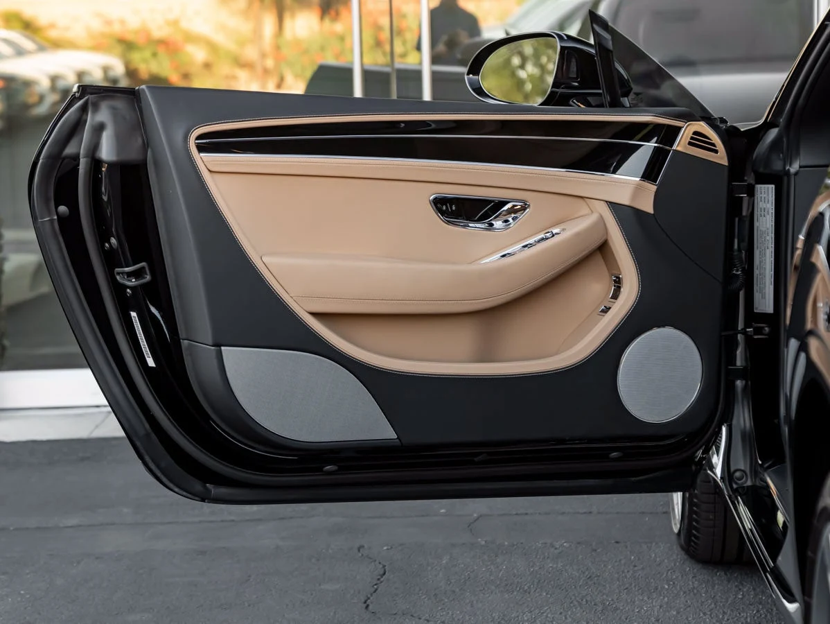 2024 Bentley Continental GTC V8 (3rd Generation), 17/20