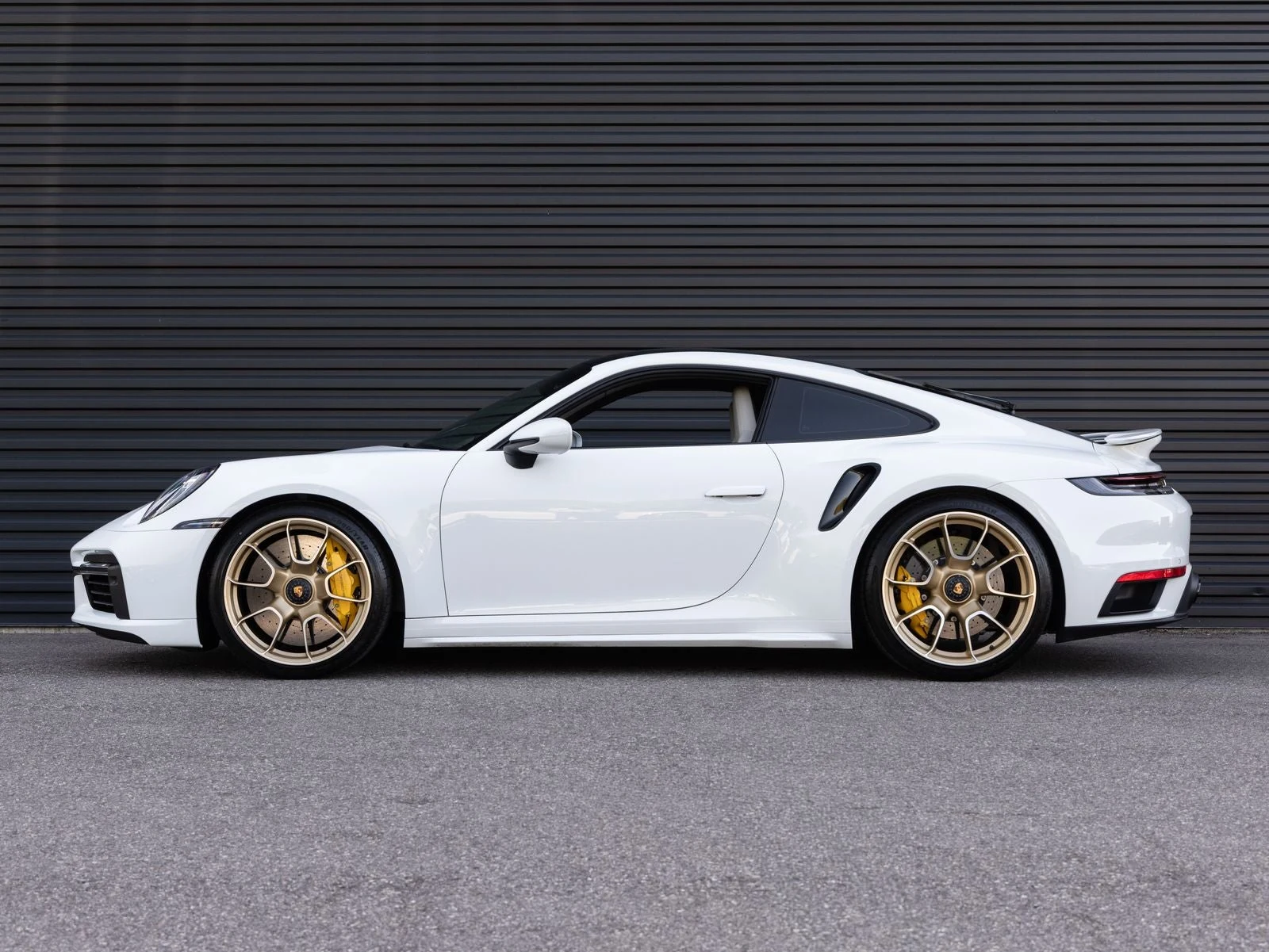 2023 Porsche 911 Turbo S (992.1), 2/20
