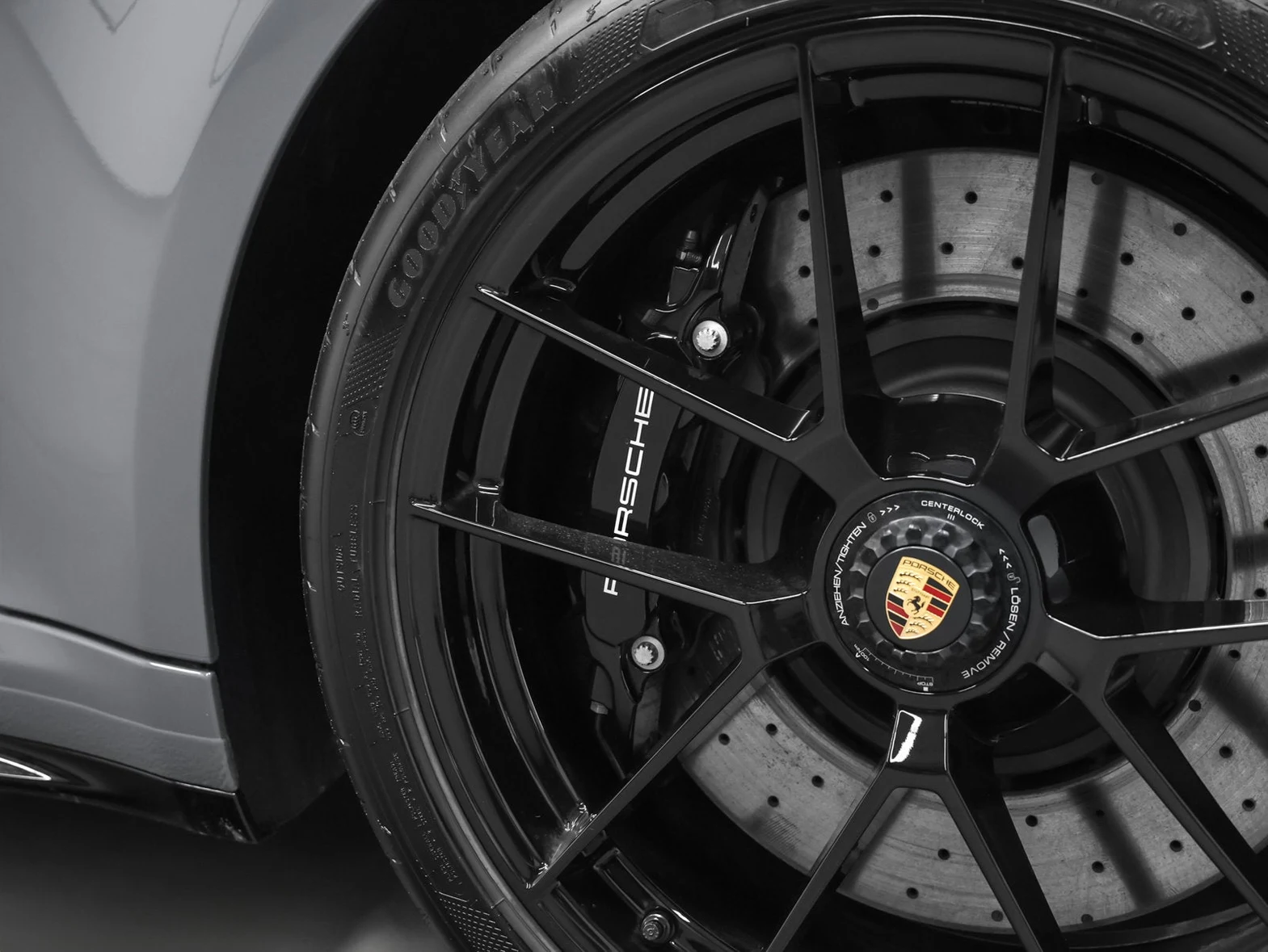 2026 Porsche 911 Targa 4 GTS (992.2), 18/20