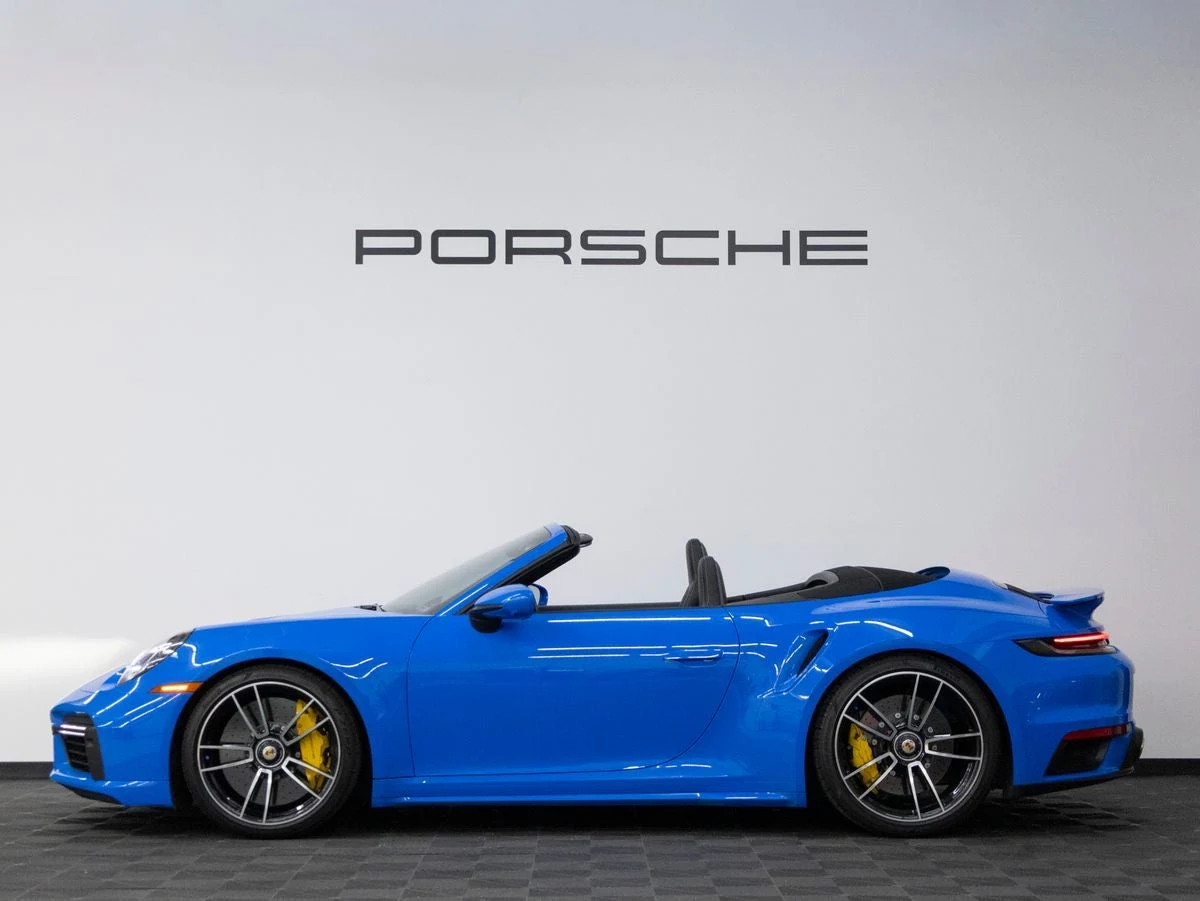 2023 Porsche 911 Turbo S Cabriolet (992.1), 2/20