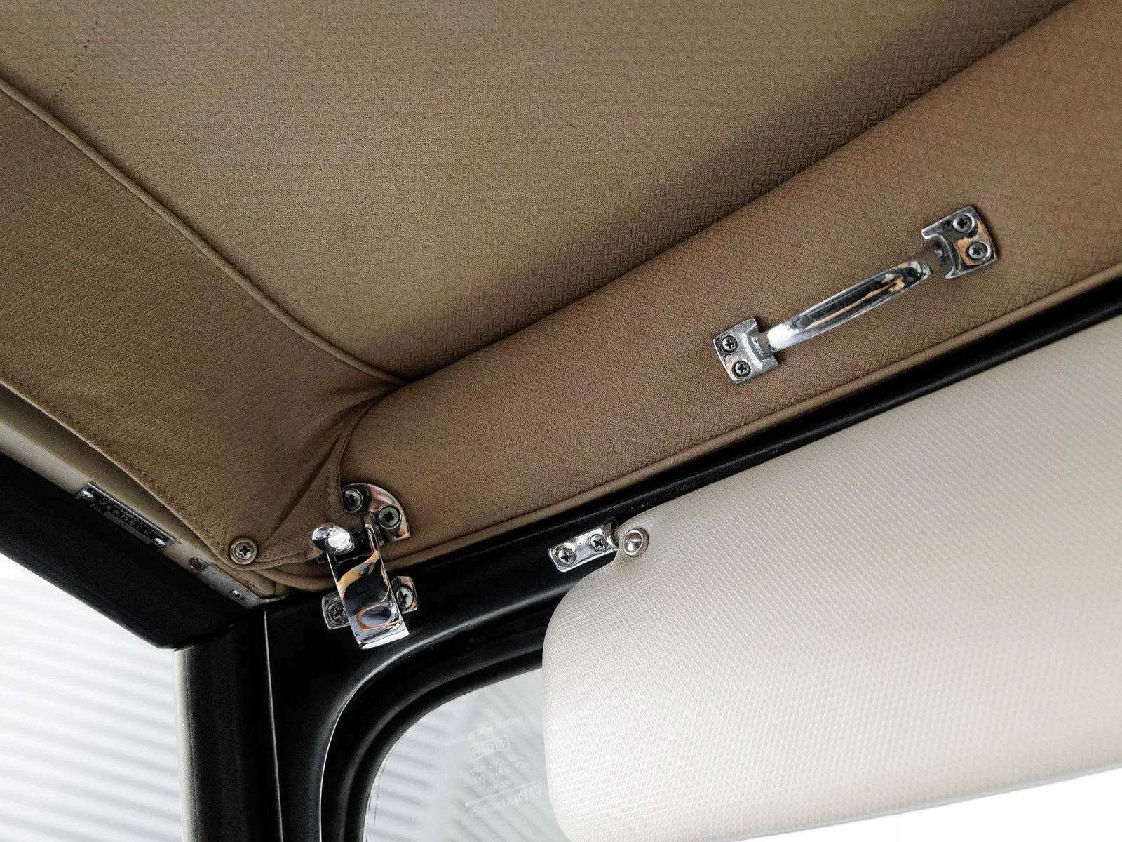 1965 Porsche 356 SC Cabriolet, 19/20