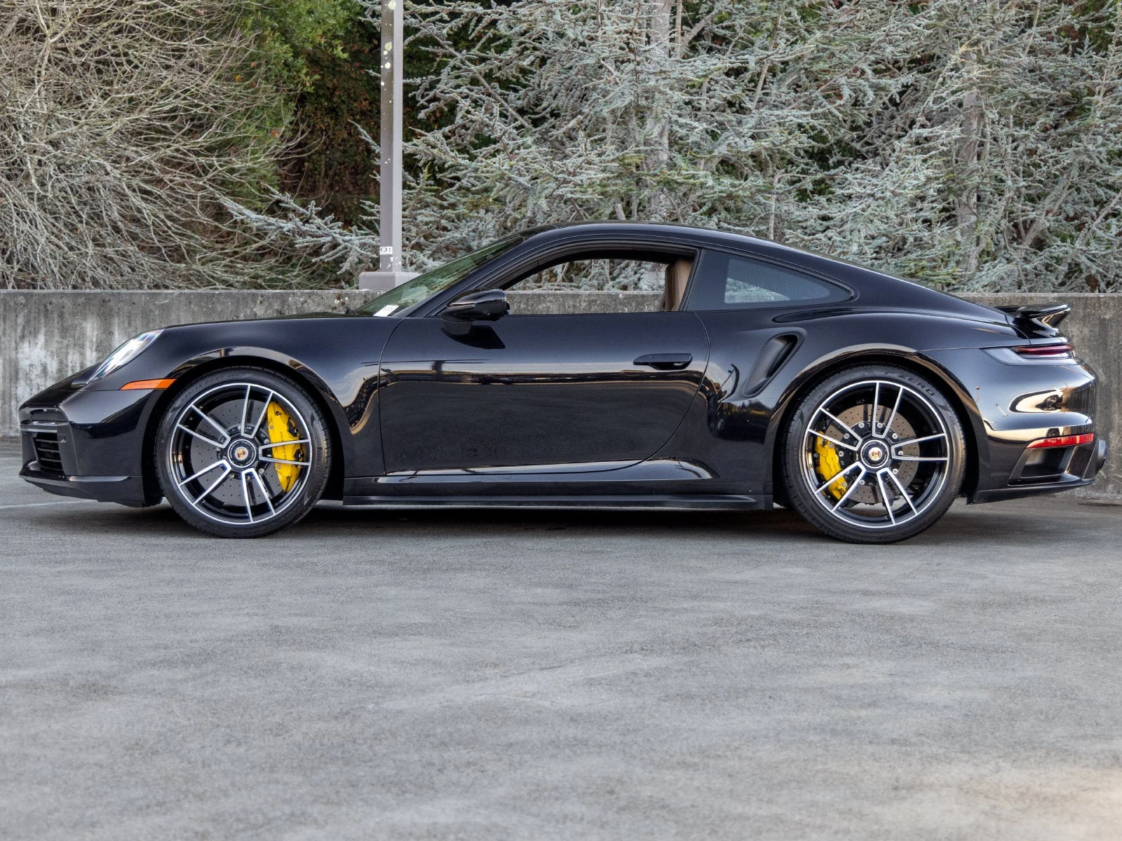 2023 Porsche 911 Turbo S (992.1), 2/20