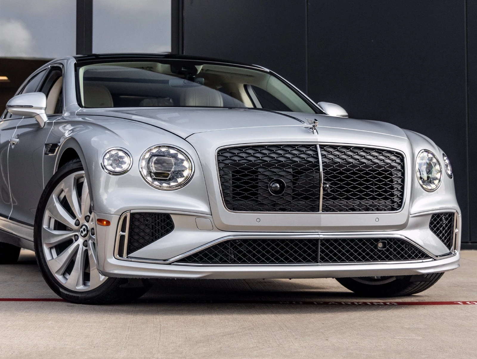 2026 Bentley Flying Spur V8 (4th Generation), 5/20