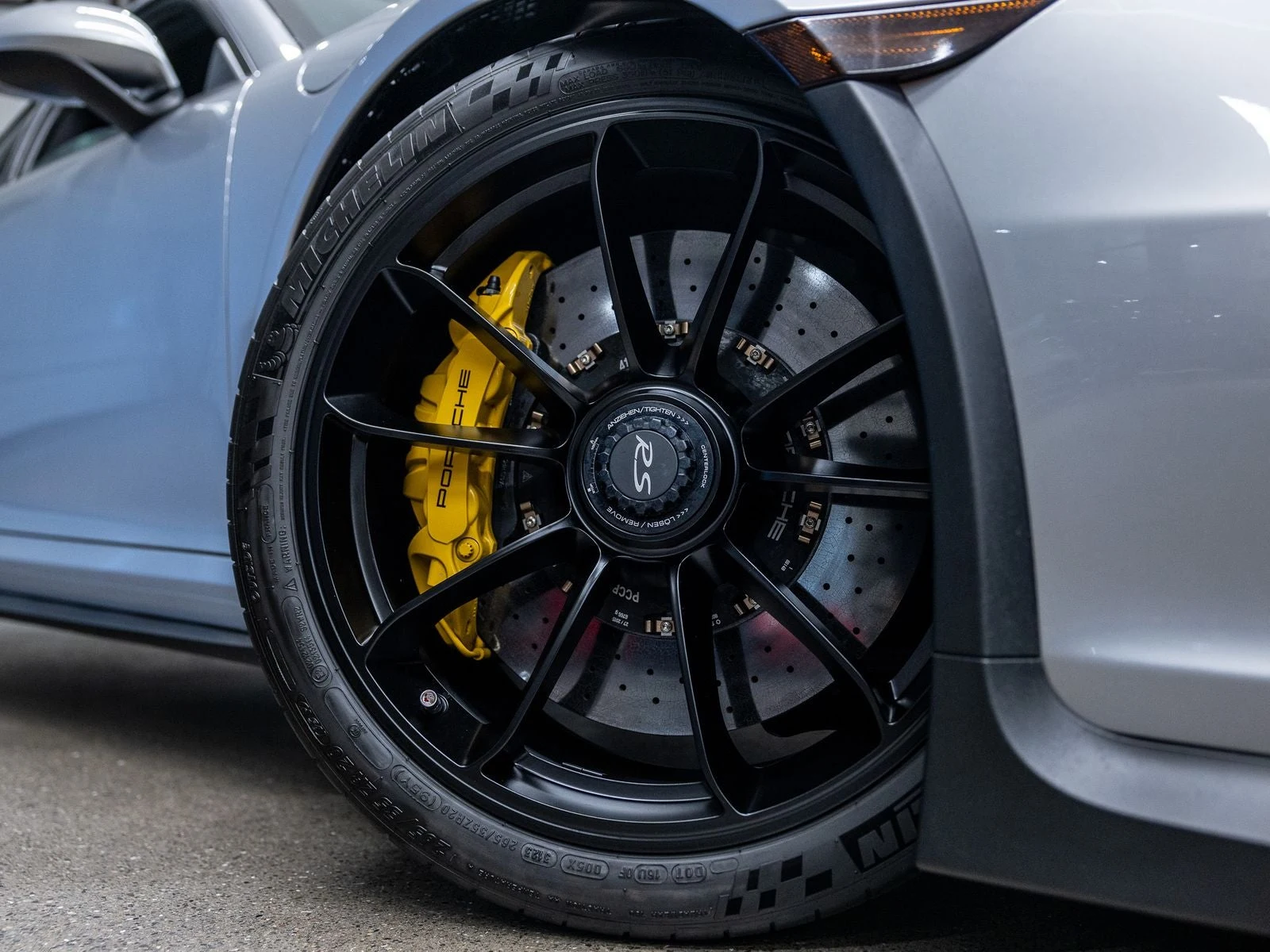 2016 Porsche 911 GT3 RS (991.1), 12/20