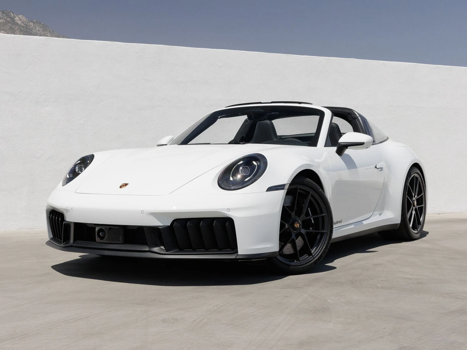 Porsche 911 Targa 4 GTS (992.2) · white · Indigo Auto Group