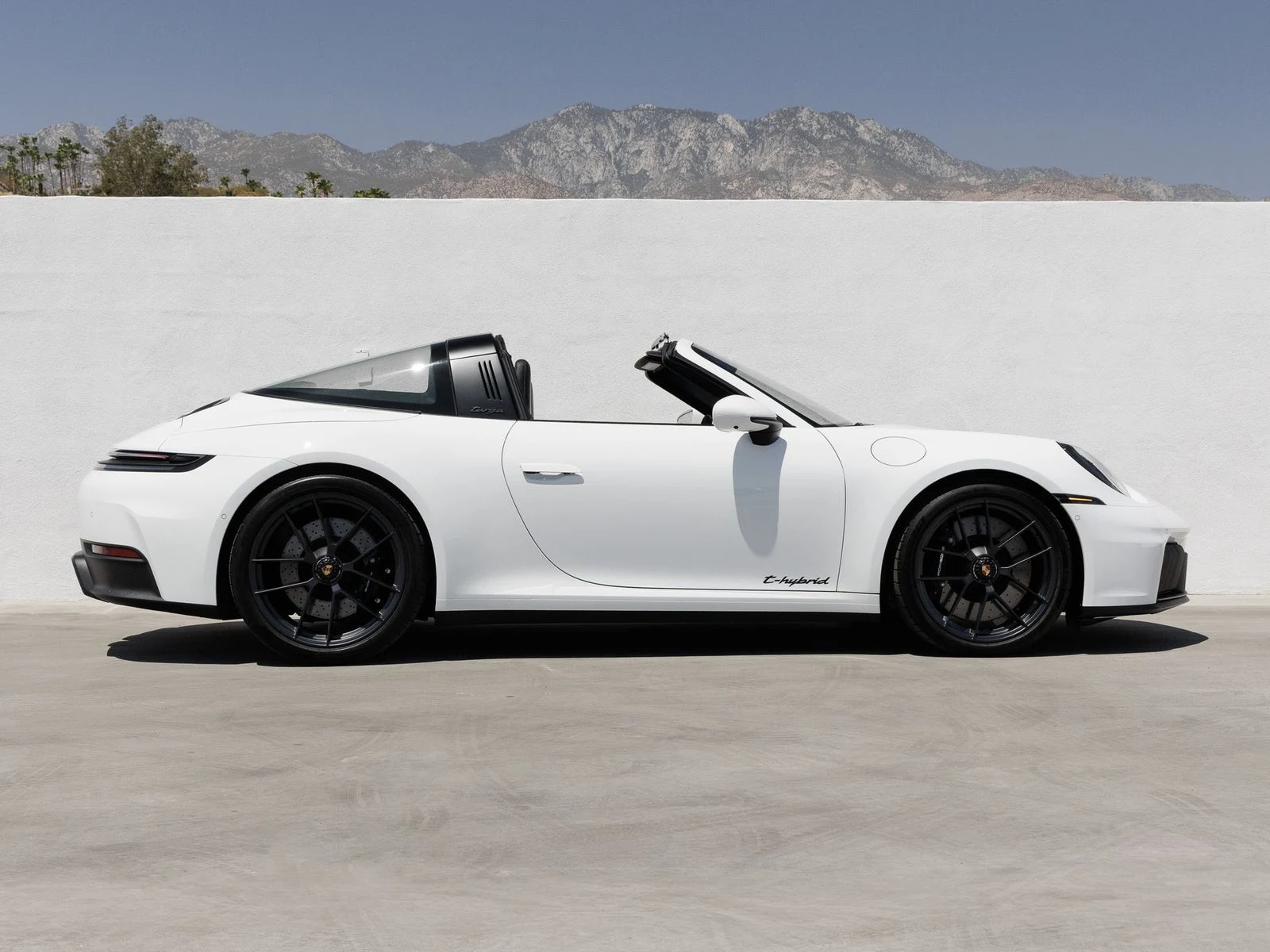2026 Porsche 911 Targa 4 GTS (992.2), 8/20