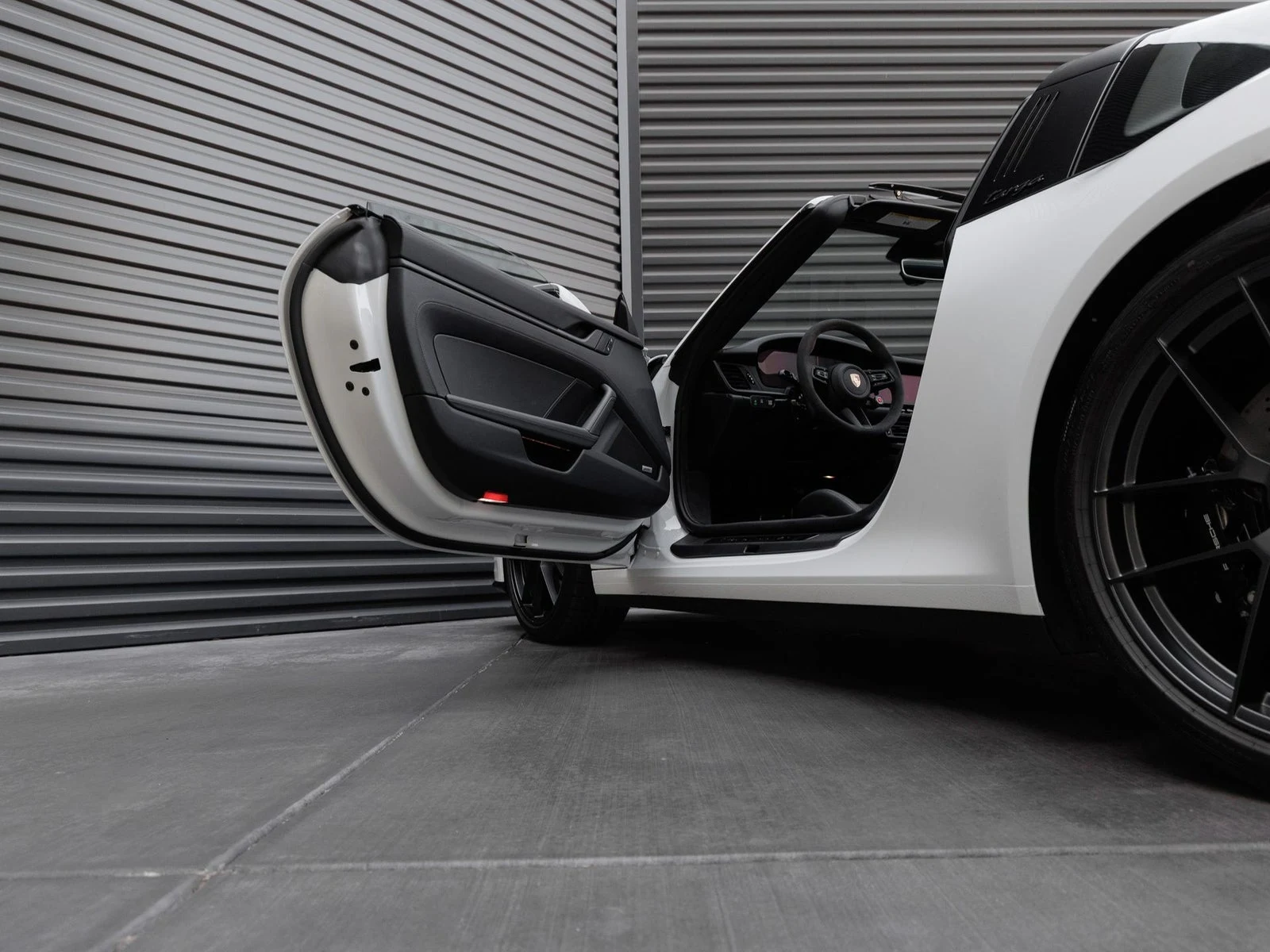 2026 Porsche 911 Targa 4 GTS (992.2), 16/20