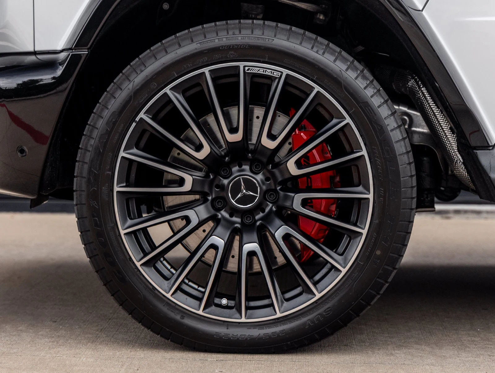 2026 Mercedes-Benz AMG G 63 (W465), 13/20