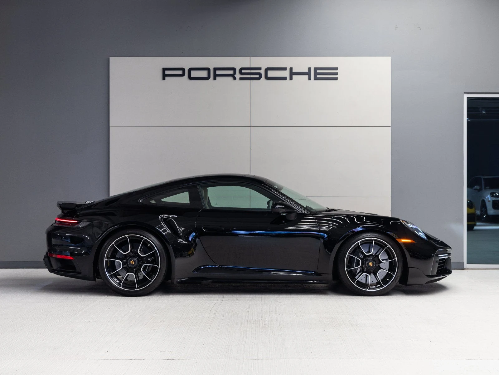 2021 Porsche 911 Turbo S (992.1), 8/20