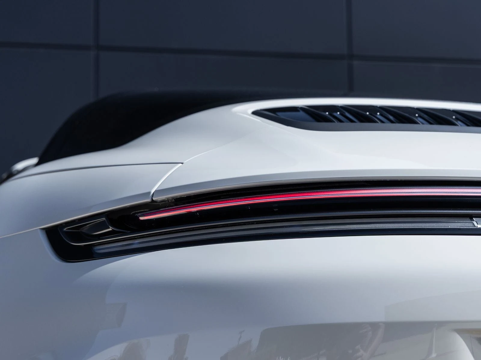 2025 Porsche 911 Targa 4 GTS (992.2), 16/20
