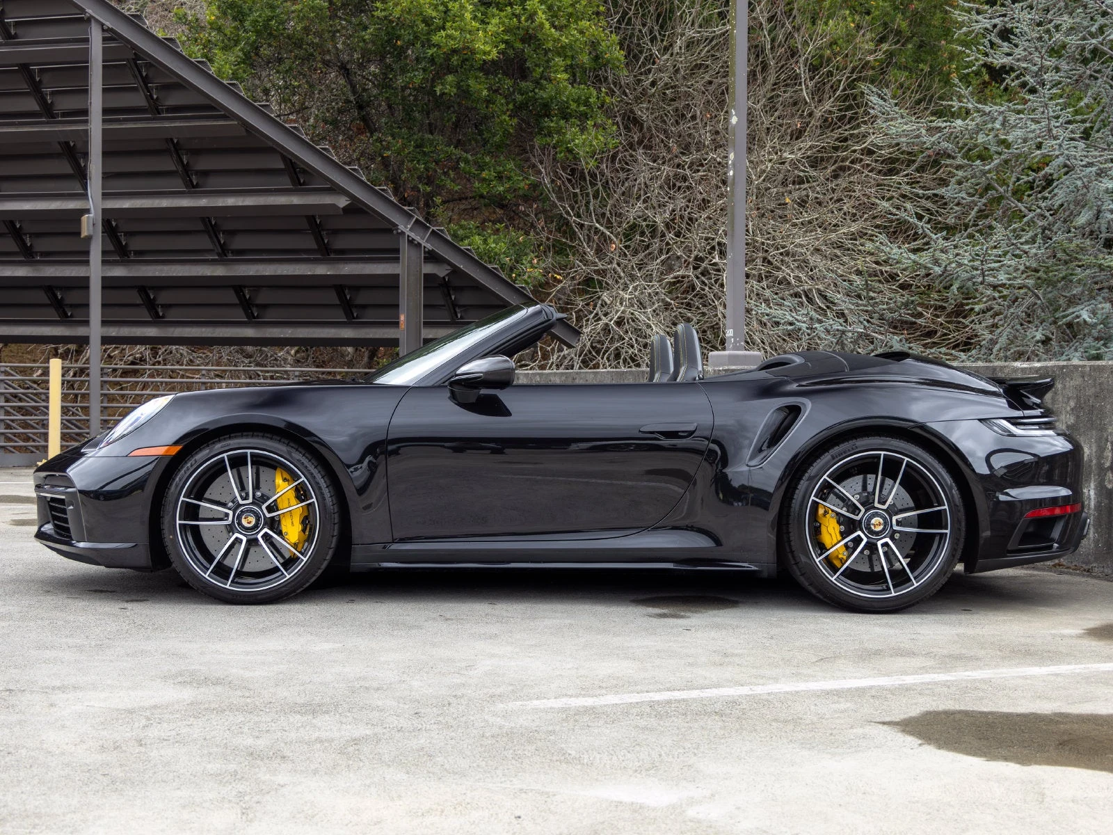 2021 Porsche 911 Turbo S Cabriolet (992.1), 2/20