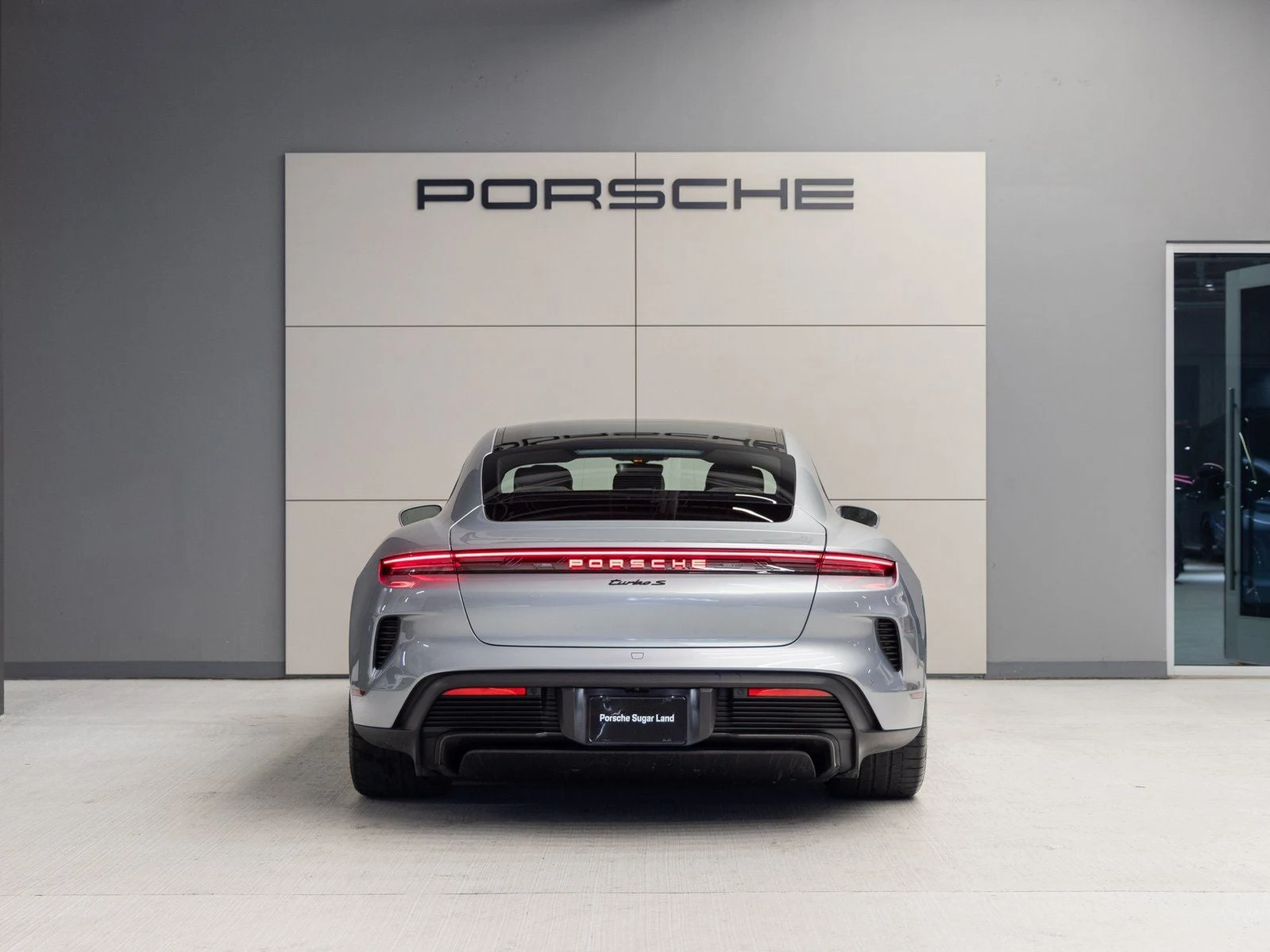 2026 Porsche Taycan Turbo S (2025 Update), 6/20