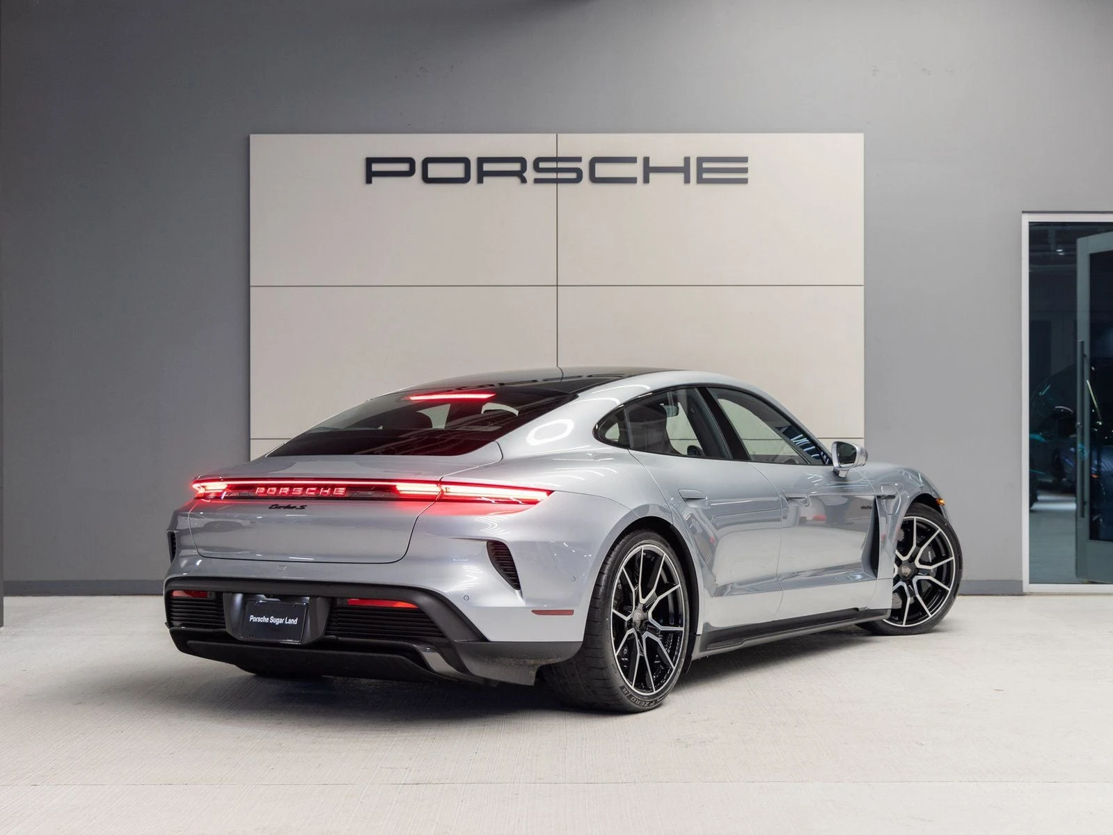 2026 Porsche Taycan Turbo S (2025 Update), 7/20
