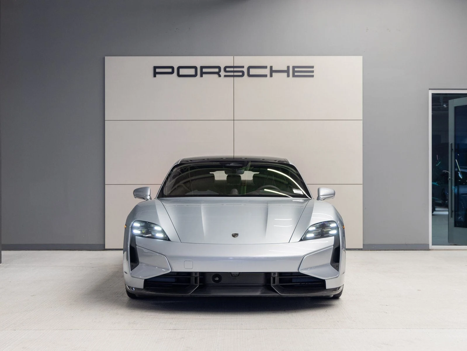2026 Porsche Taycan Turbo S (2025 Update), 10/20