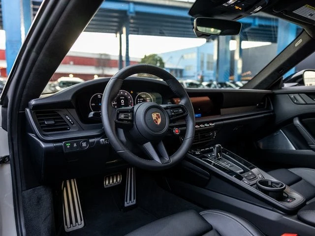 2025 Porsche 911 Carrera 4 GTS (992.2), 4/20
