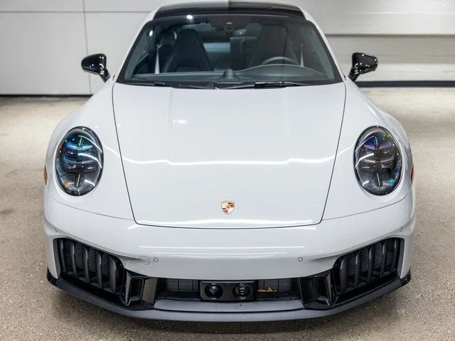 2025 Porsche 911 Carrera 4 GTS (992.2), 12/20