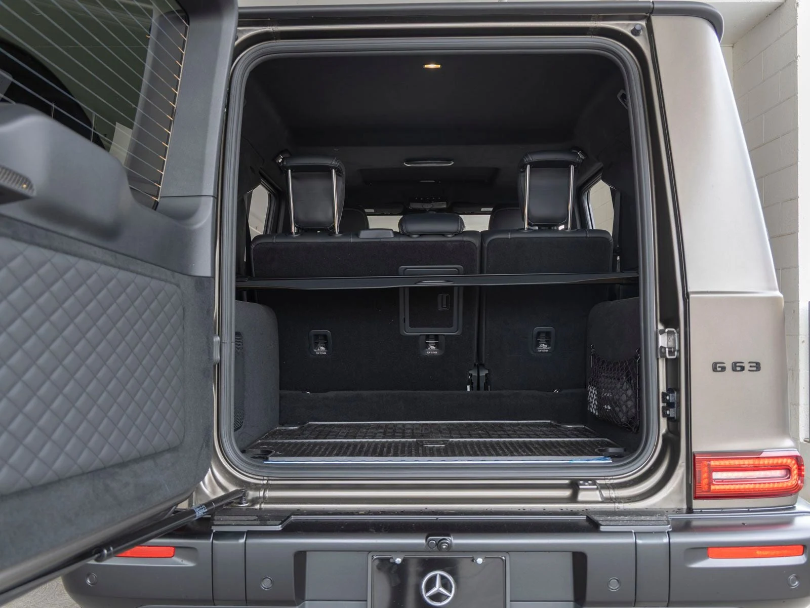 2026 Mercedes-Benz AMG G 63 (W465), 19/20