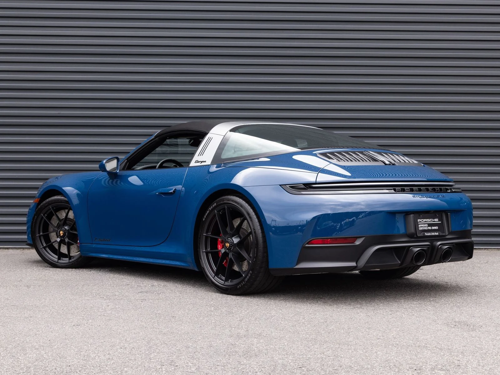 2025 Porsche 911 Targa 4 GTS (992.2), 3/20