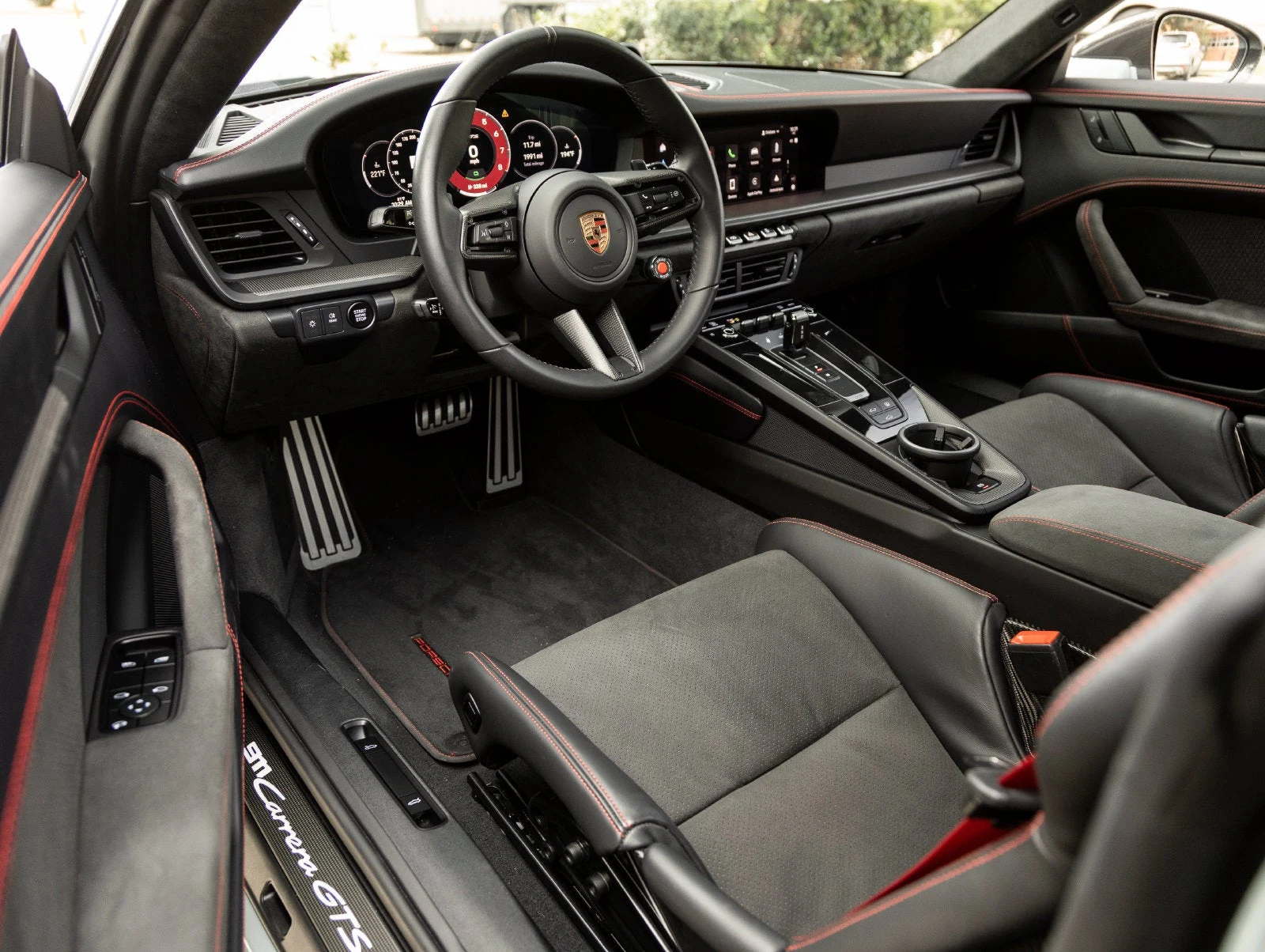 2025 Porsche 911 Carrera GTS (992.2), 4/20