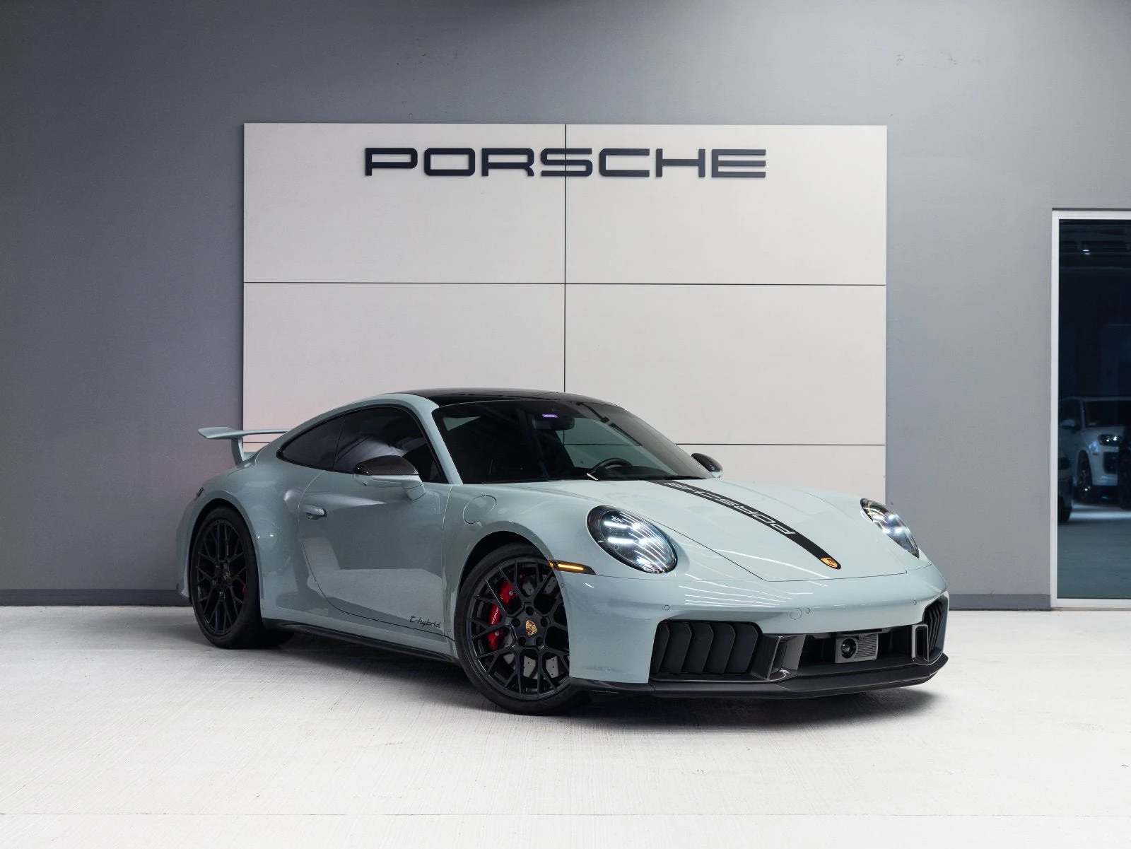 2025 Porsche 911 Carrera GTS (992.2), 9/20