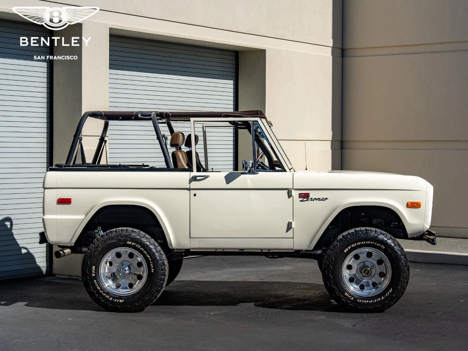 1977 Ford Bronco Velocity Signature Series (1st Generation), 4/20