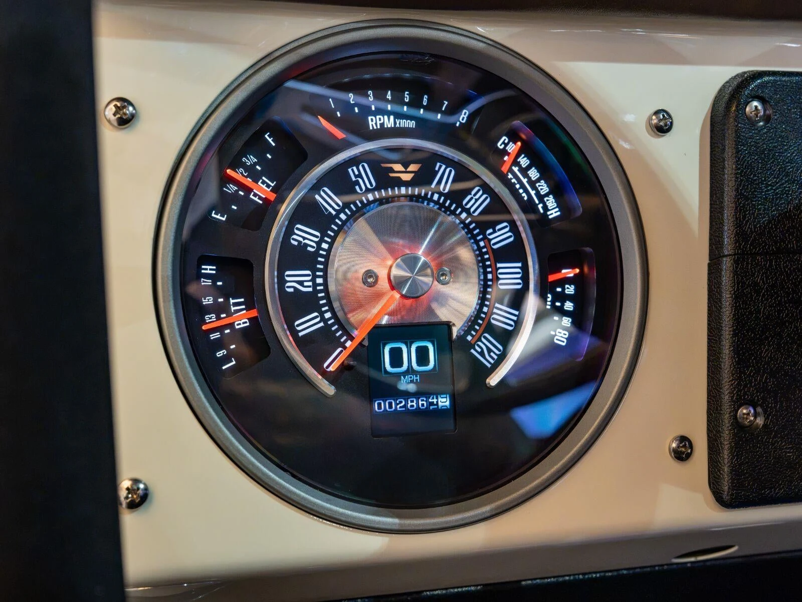 1977 Ford Bronco Velocity Signature Series (1st Generation), 13/20