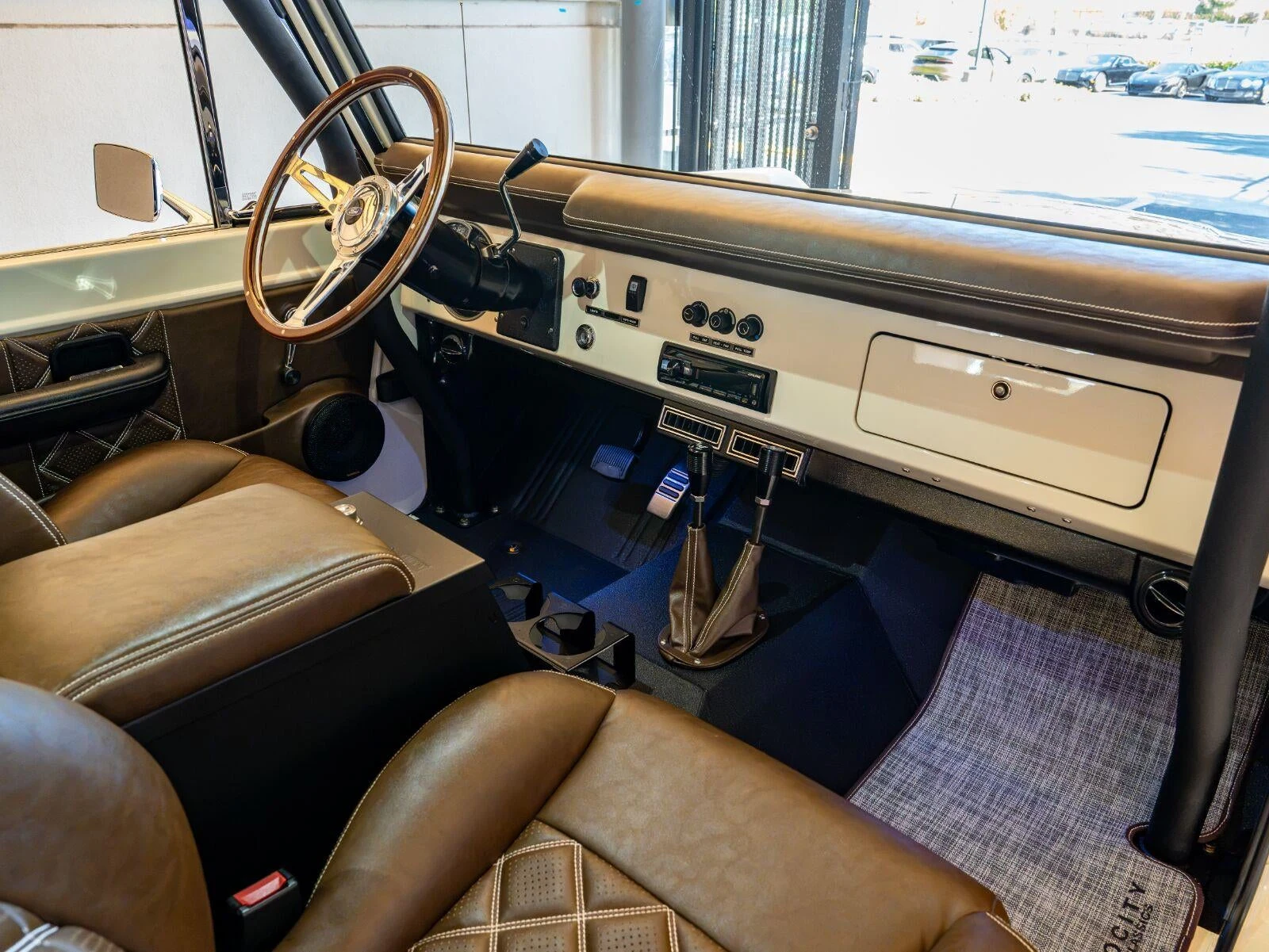 1977 Ford Bronco Velocity Signature Series (1st Generation), 18/20
