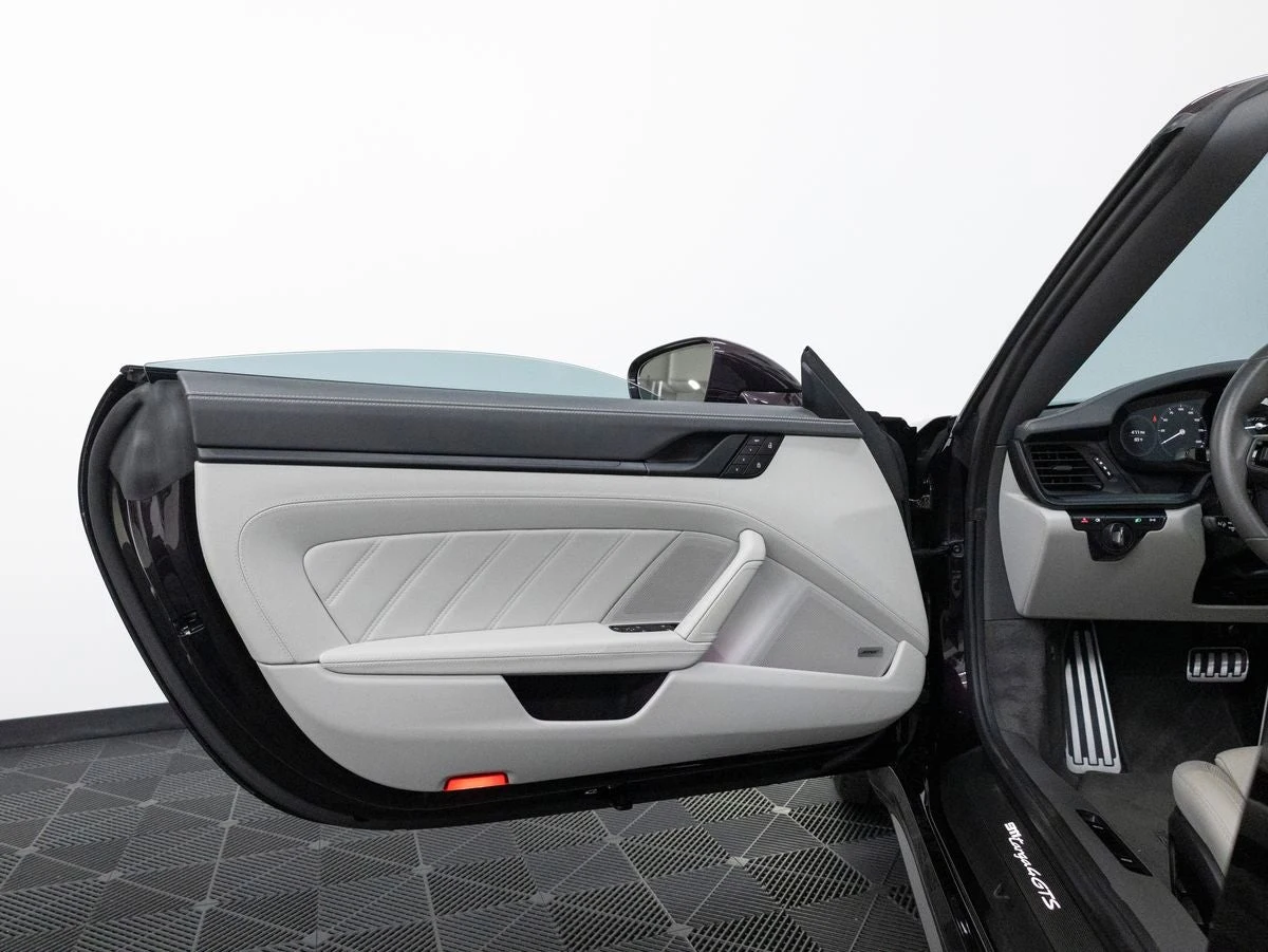 2024 Porsche 911 Targa 4 GTS (992.1), 16/20