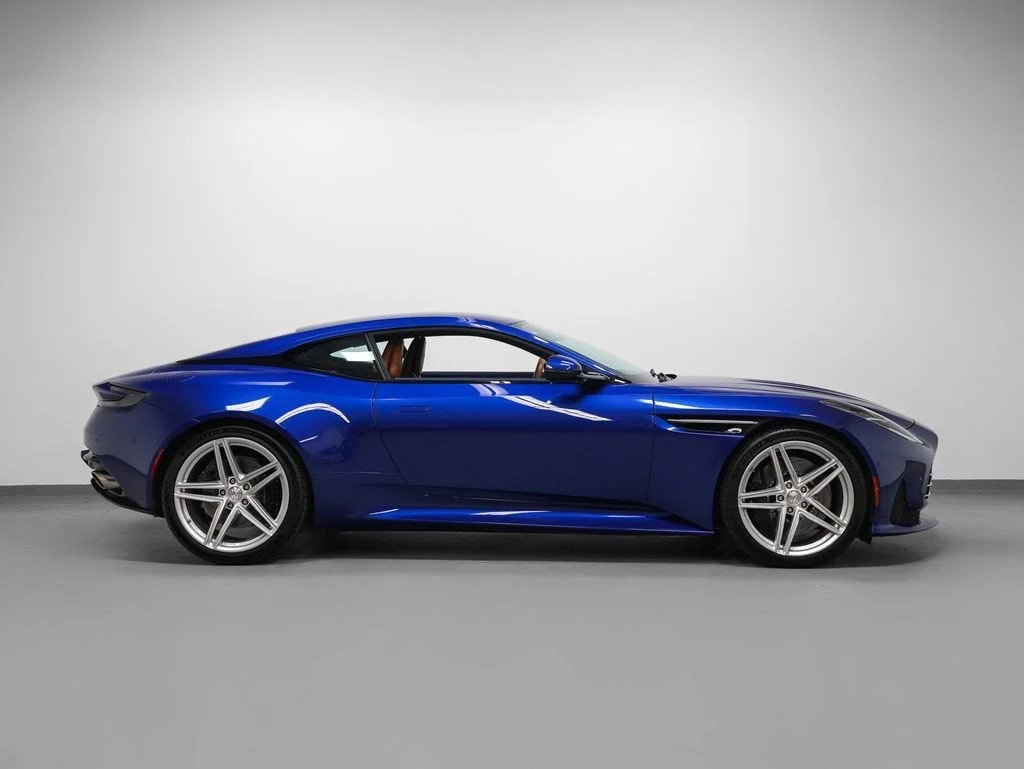 2024 Aston Martin DB12 Coupé, 9/20