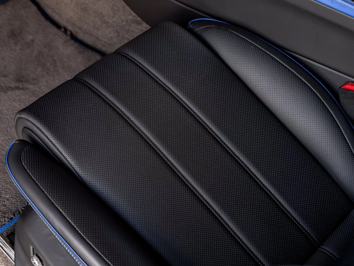 2025 Bentley Bentayga S Black Edition, 18/20