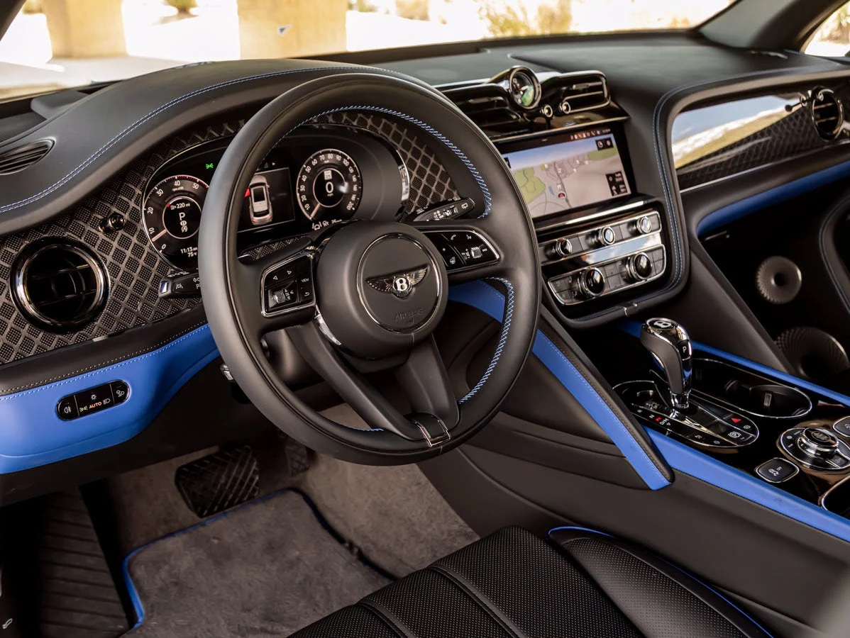 2025 Bentley Bentayga S Black Edition, 19/20
