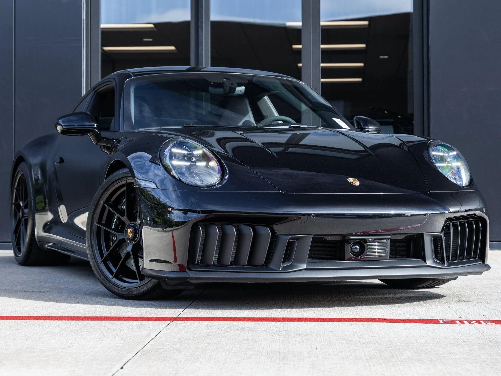 2025 Porsche 911 Carrera 4 GTS (992.2), 6/20