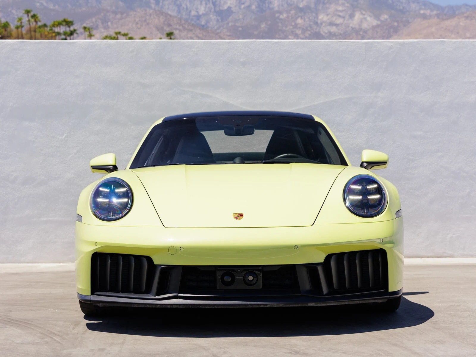 2025 Porsche 911 Carrera GTS (992.2), 10/20