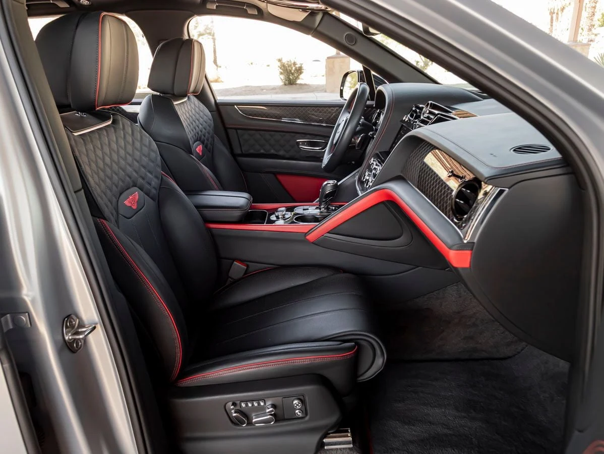 2025 Bentley Bentayga S Black Edition, 2/20