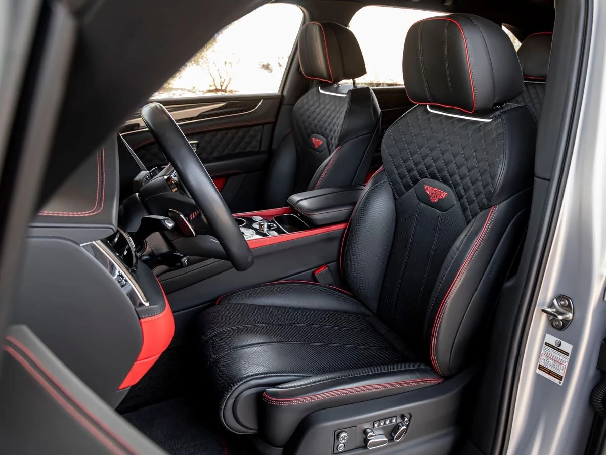 2025 Bentley Bentayga S Black Edition, 15/20