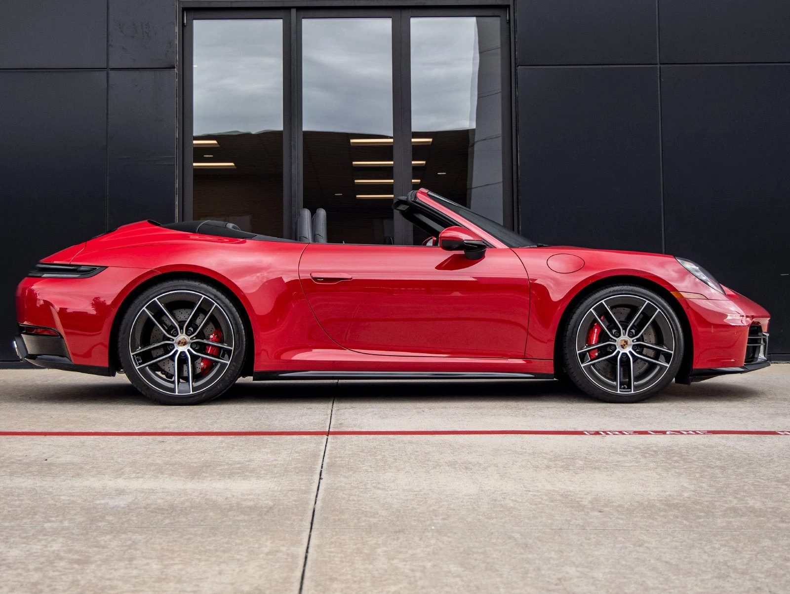 2026 Porsche 911 (992.2) Carrera S Cabriolet, 12/20