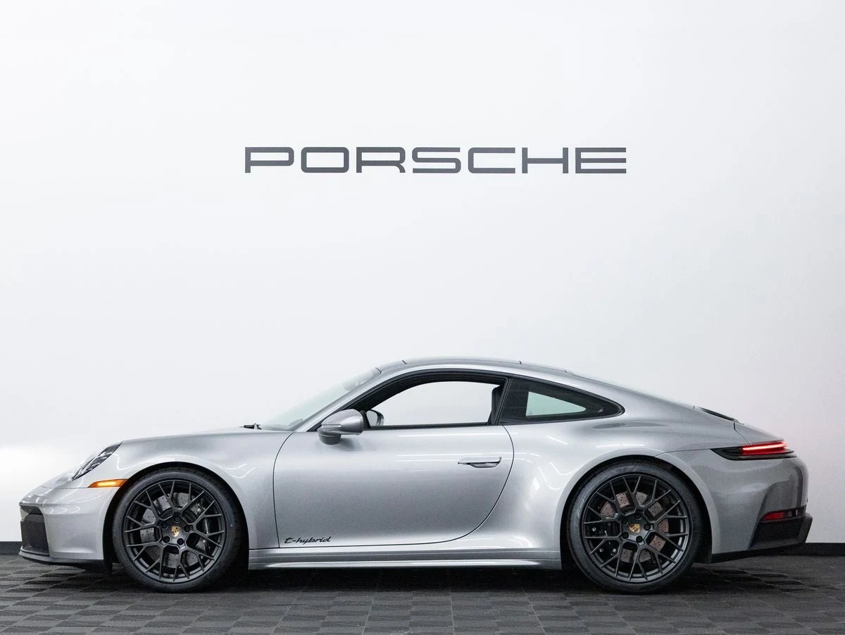 2026 Porsche 911 Carrera GTS (992.2), 2/20