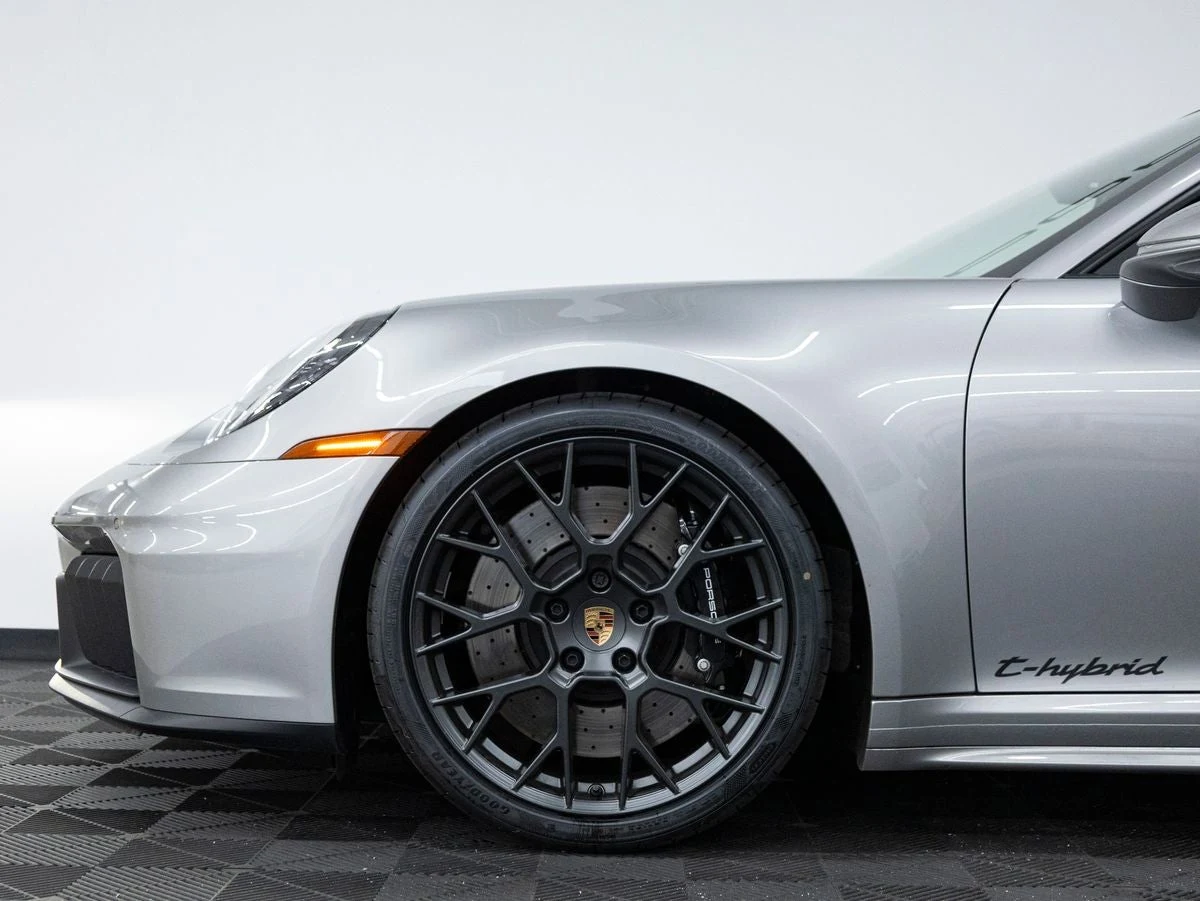 2026 Porsche 911 Carrera GTS (992.2), 12/20
