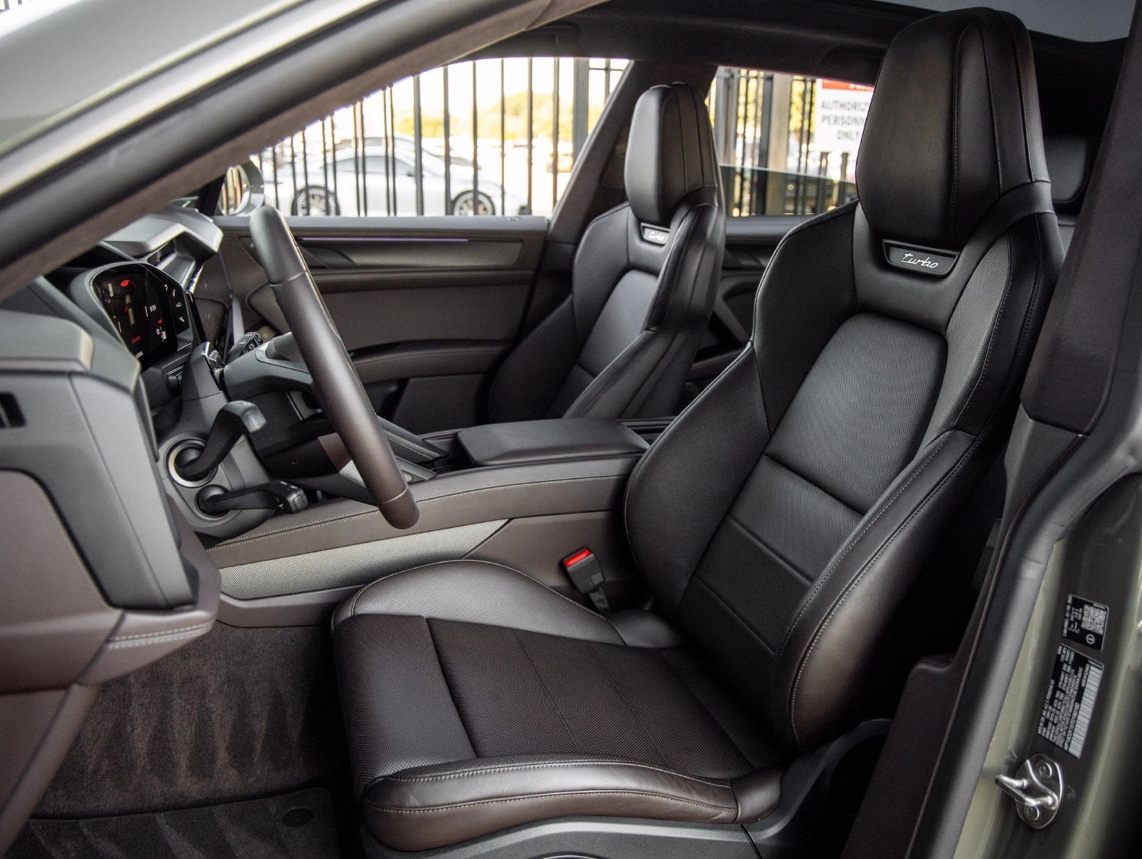 2026 Porsche Cayenne Turbo Electric (E4), 5/20