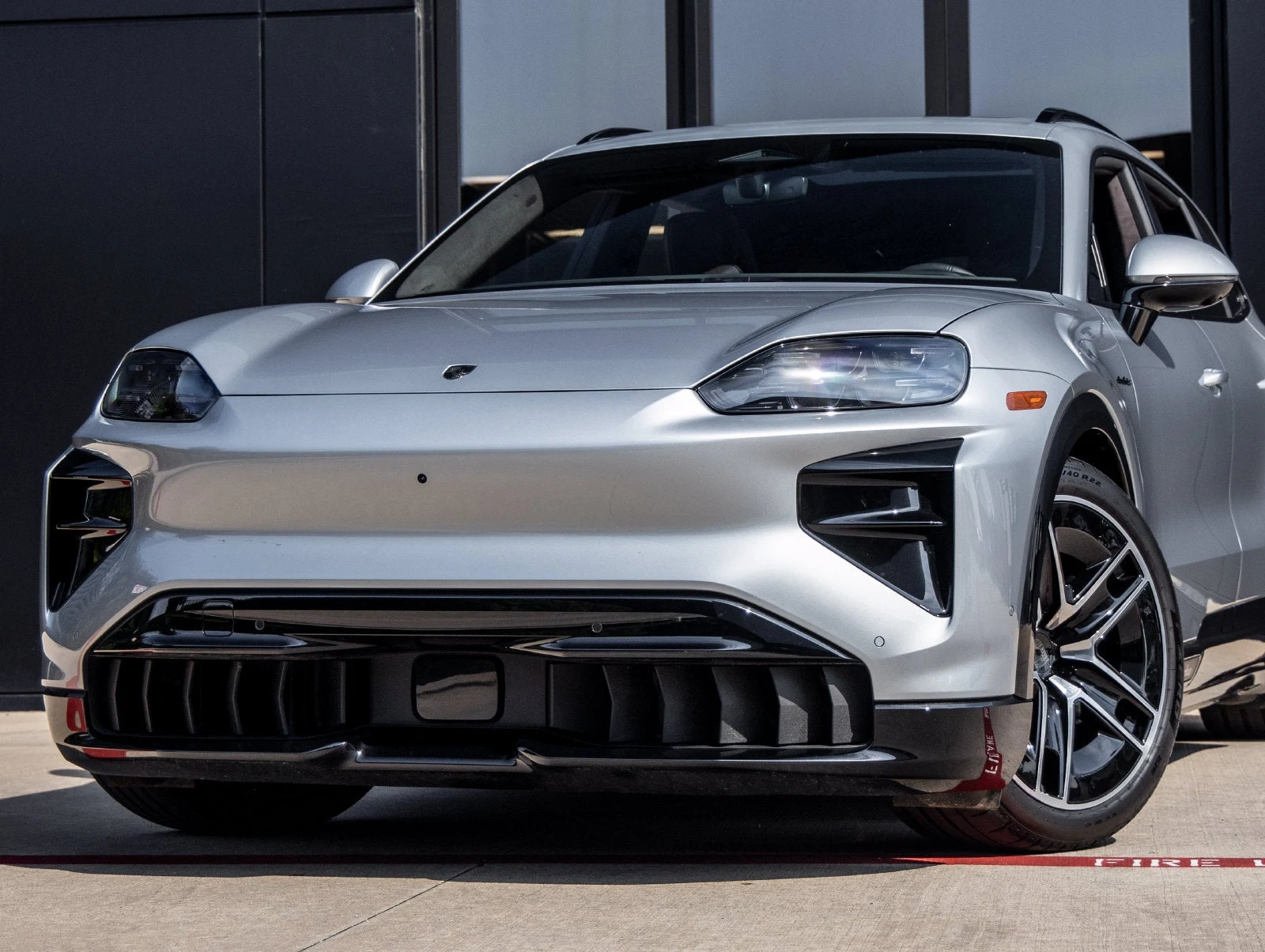 2026 Porsche Cayenne Turbo Electric (E4), 7/20