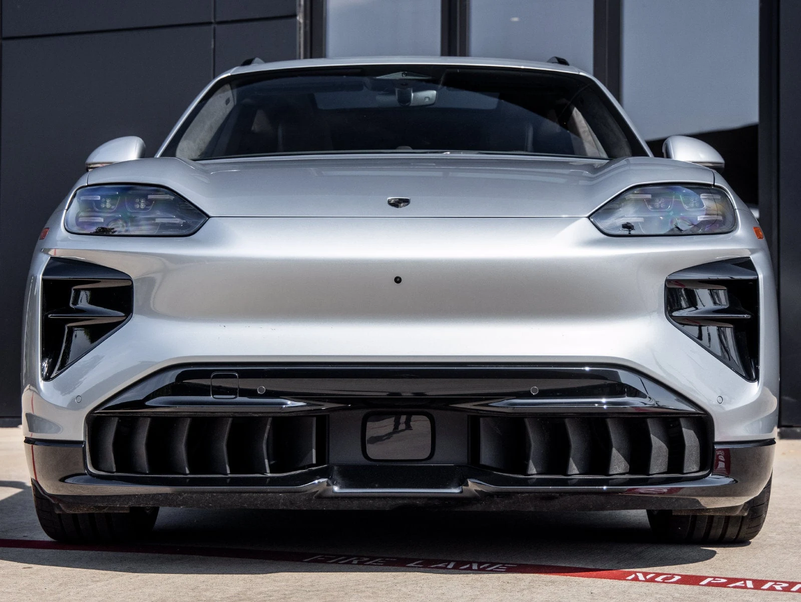 2026 Porsche Cayenne Turbo Electric (E4), 8/20