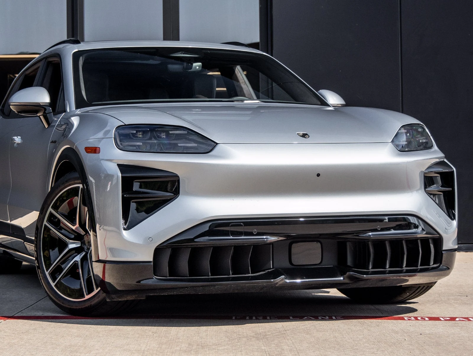 2026 Porsche Cayenne Turbo Electric (E4), 9/20