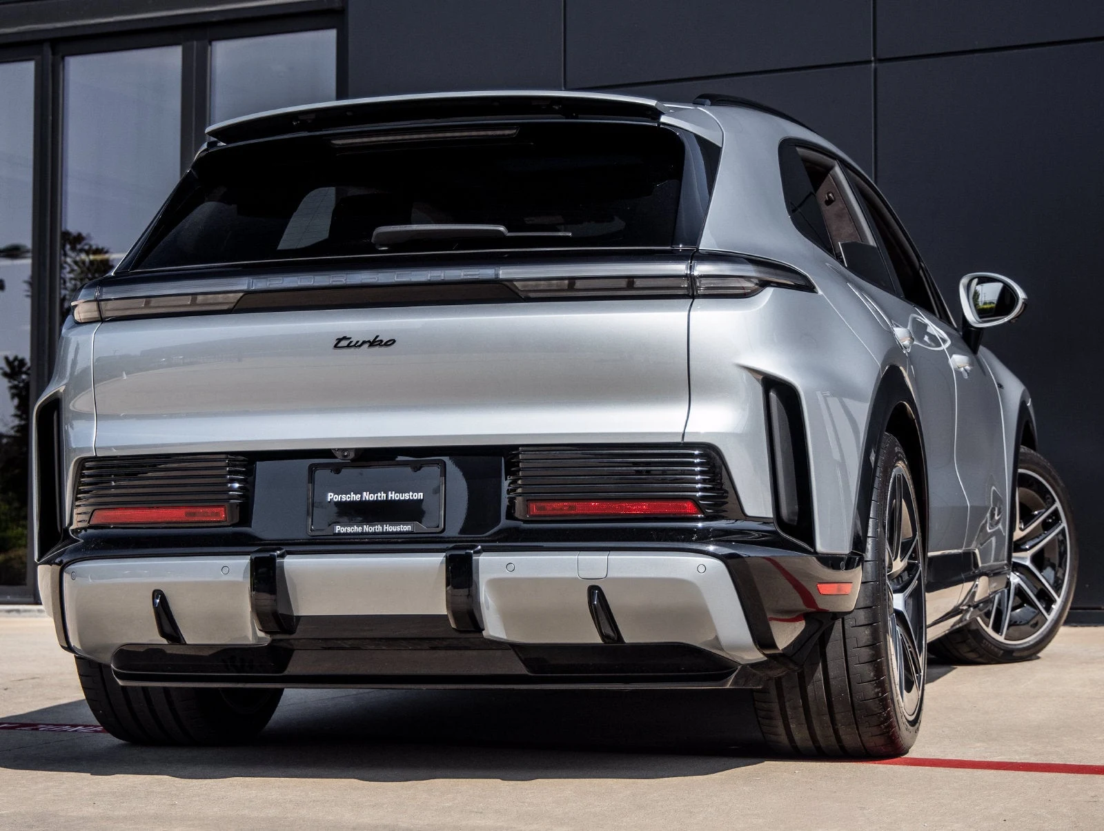 2026 Porsche Cayenne Turbo Electric (E4), 11/20
