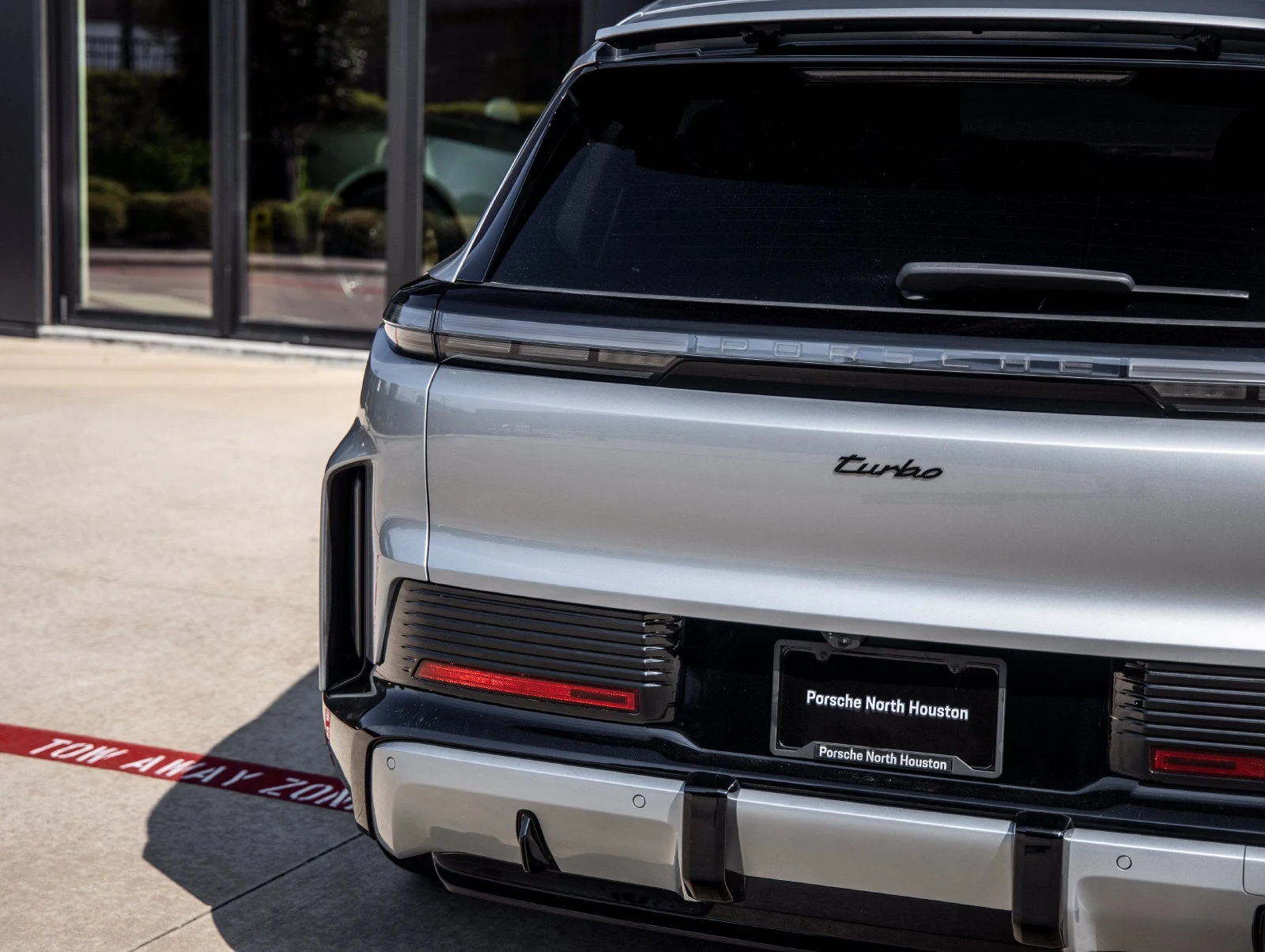 2026 Porsche Cayenne Turbo Electric (E4), 13/20