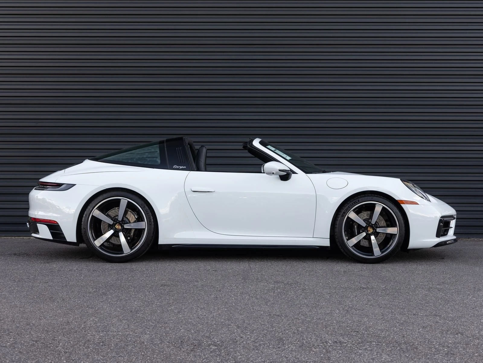 2024 Porsche 911 Targa 4S (992.1), 9/20